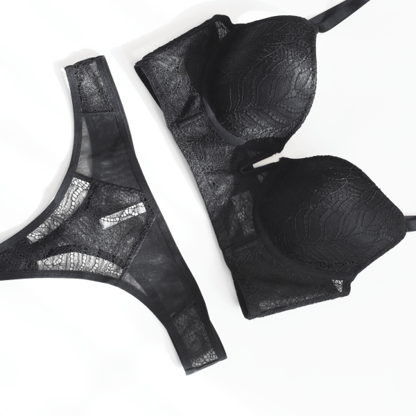 سوتین کاپدار مدل Alba