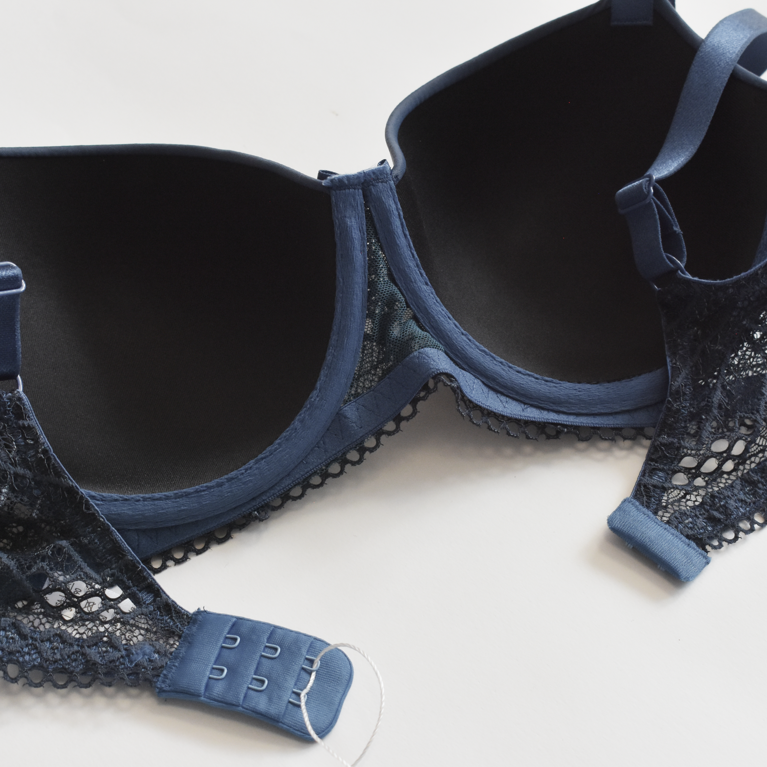 سوتین کاپدار مدل 2030