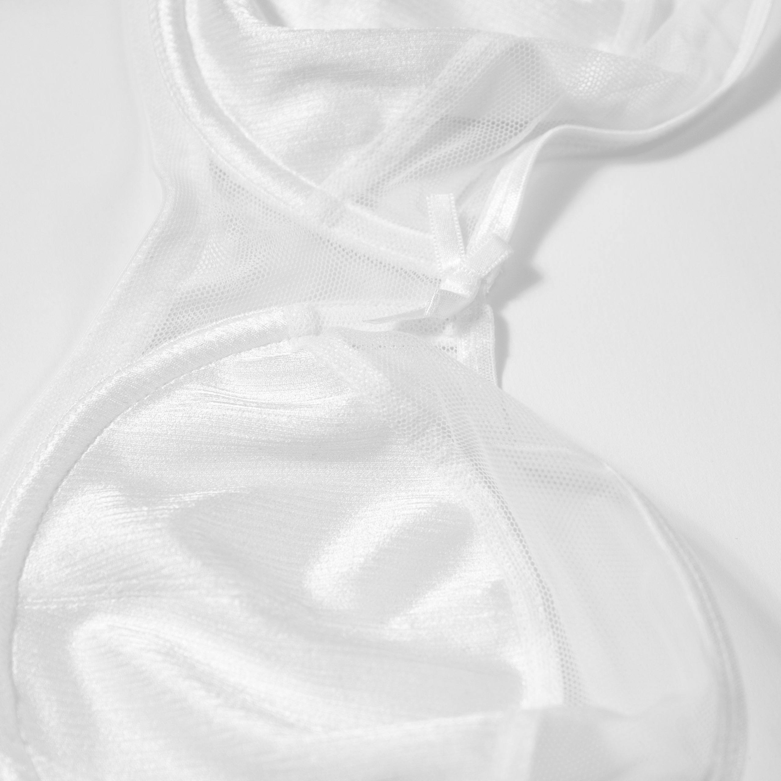 سوتین فنردار مینی مایزر مدل Nadin